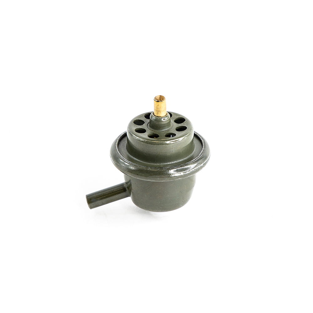 1999-2001 Chevy Silverado Direct-Replacement Performance Regulator - High Flow